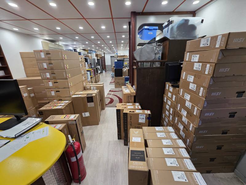 Screens & Peripherals in Rockhampton, Queensland